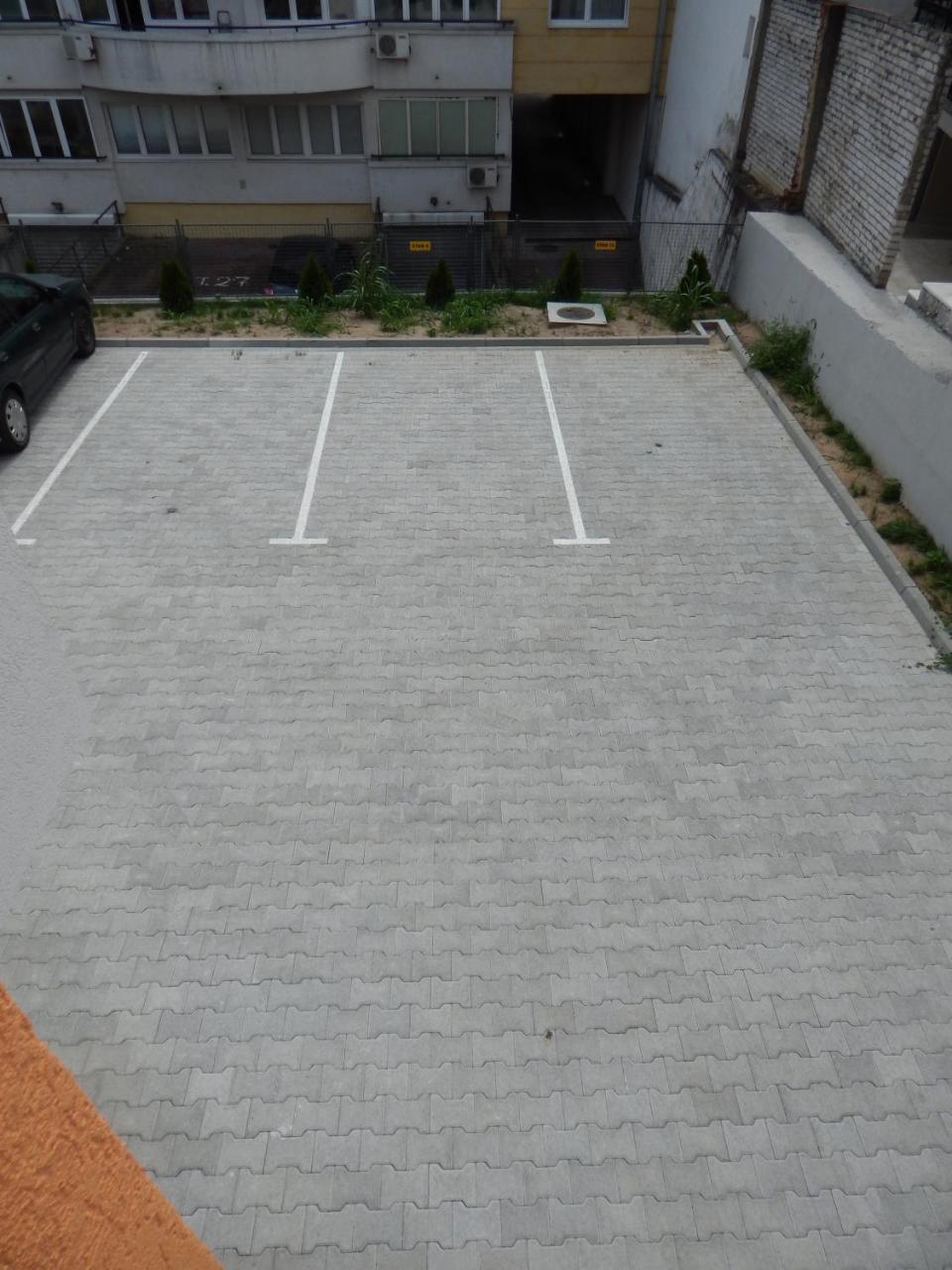 Apartments Center Kg Kragujevac Esterno foto